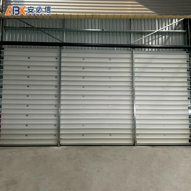 胡杨河翻板滑升门